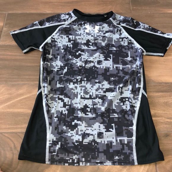 Under Armour Other - Boys Under Armour t-shirt